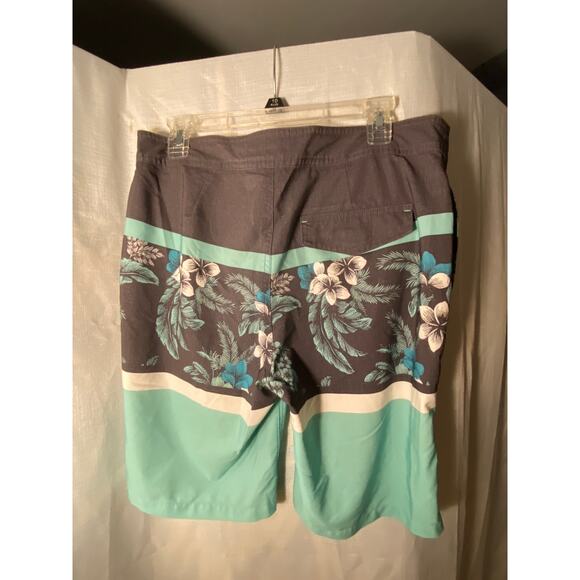 Mens Goodfellow and Co. Swim Bathing Trunks, 33 waist, Hawaiian Floral Aqua Gray - Picture 12 of 14